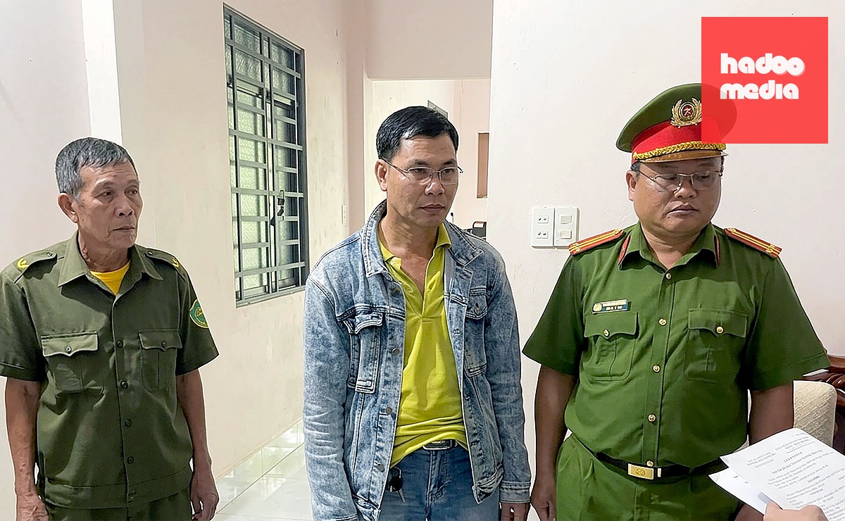 Vũ Đình Quang (giữa) - Ảnh: NGỌC KHUÊ