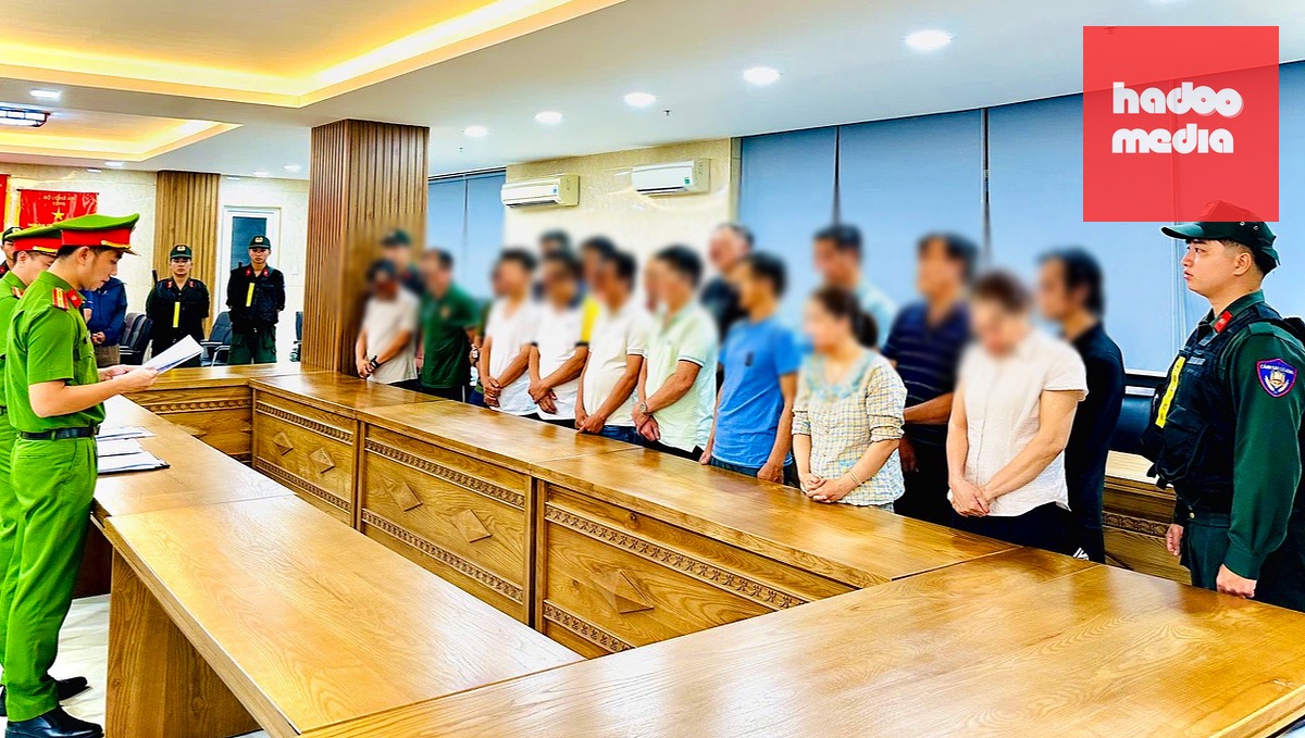 Nhiều cán bộ trật tự đô thị phường Hòa Khánh bị khởi tố - Ảnh: CA