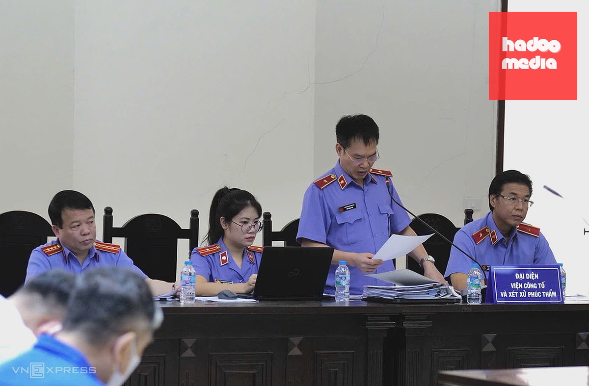 Đại diện Viện công tố và kiểm sát xét xử phúc thẩm tại Hà Nội. Ảnh: Ngọc Thành