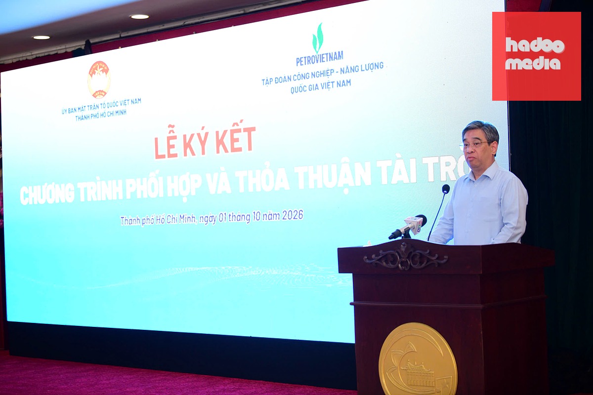 Ông Nguyễn Phước Lộc - Ủy viên Trung ương Đảng, Phó bí thư Thành ủy, Chủ tịch Ủy ban MTTQ Việt Nam TP.HCM - phát biểu - Ảnh: QUANG ĐỊNH