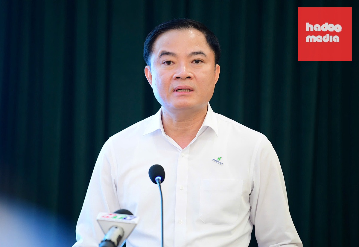 Chủ tịch hội đồng thành viên Tập đoàn Công nghiệp - Năng lượng quốc gia Việt Nam Lê Ngọc Sơn phát biểu - Ảnh: QUANG ĐỊNH