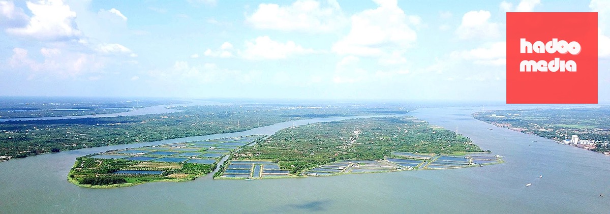Dòng Mekong chảy qua Việt Nam. Trên dòng sông này hình thành rất nhiều cồn, đất đai trù phú, màu mỡ - Ảnh: CHÍ QUỐC