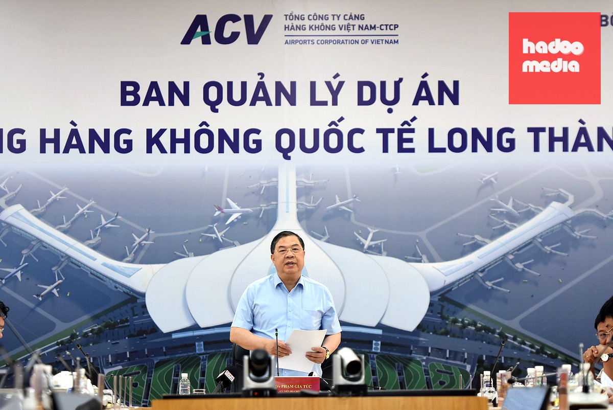 Phó thủ tướng thường trực Chính phủ Phạm Gia Túc có buổi làm việc với ACV, lãnh đạo các bộ, ngành, địa phương và đơn vị liên quan về tiến độ sân bay Long Thành - Ảnh: A LỘC