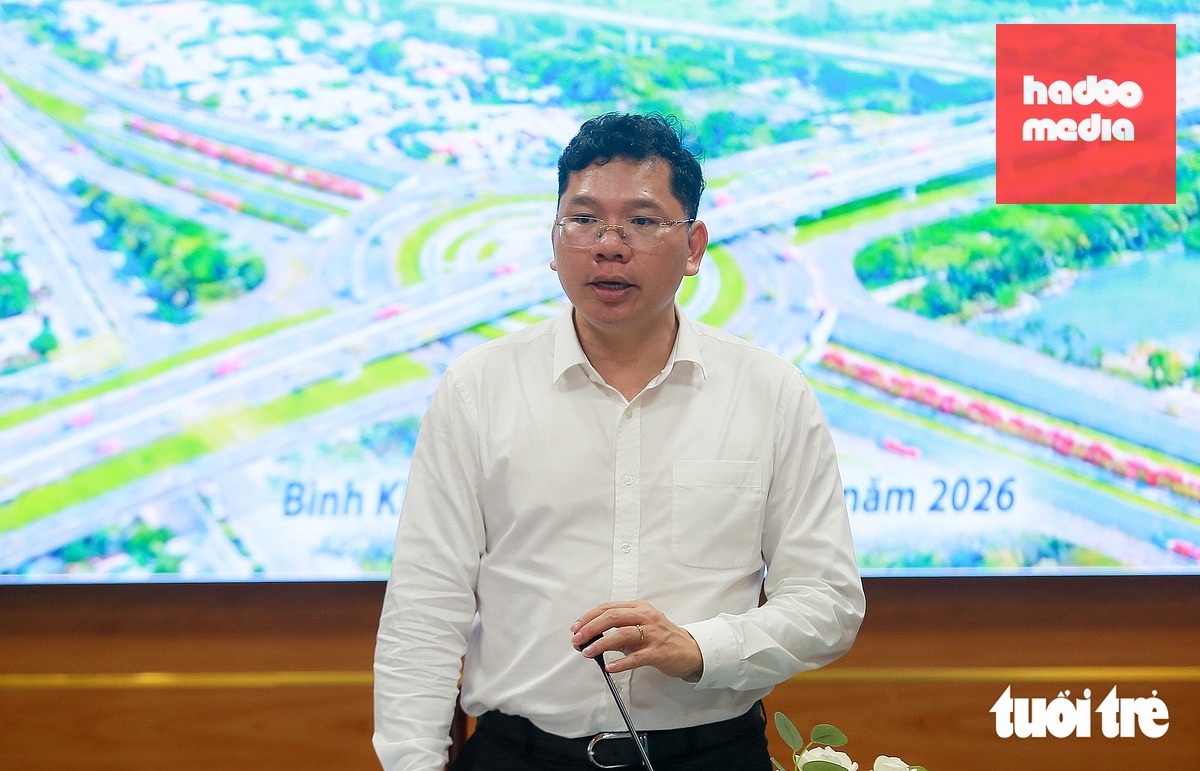 Phó chủ tịch UBND TP.HCM Hoàng Nguyên Dinh phát biểu chỉ đạo - Ảnh: CHÂU TUẤN