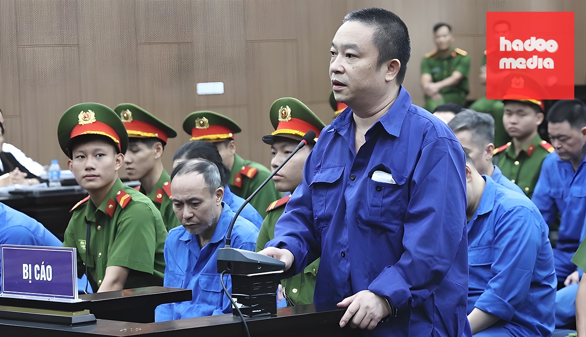 Cựu viện trưởng Viện Pháp y tâm thần Trung ương Trần Văn Trường tại phiên tòa - Ảnh: GIANG LONG
