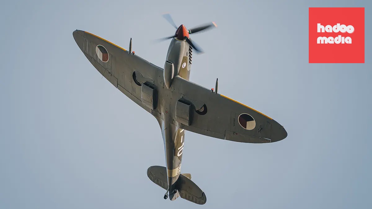 Chiếc Spitfire lịch sử của Tiệp Khắc hạ cánh tại Praha, sân bay Točná chuẩn bị sự kiện đặc biệt