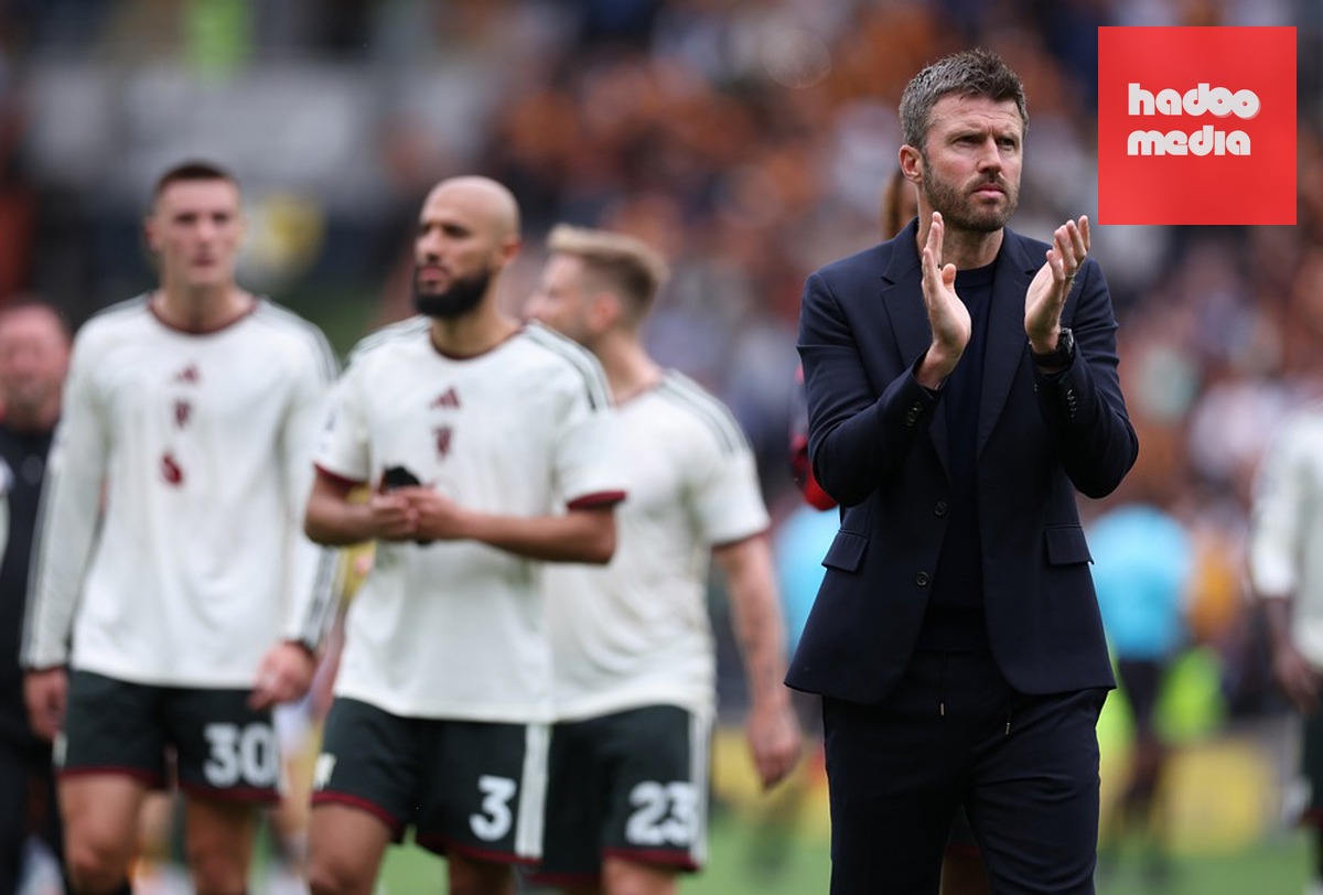 Michael Carrick cần những kết quả tích cực trên sân cỏ để cứu vãn sự nghiệp tại đội chủ sân Old Trafford. Ảnh: EPA/Adam Vaughan.