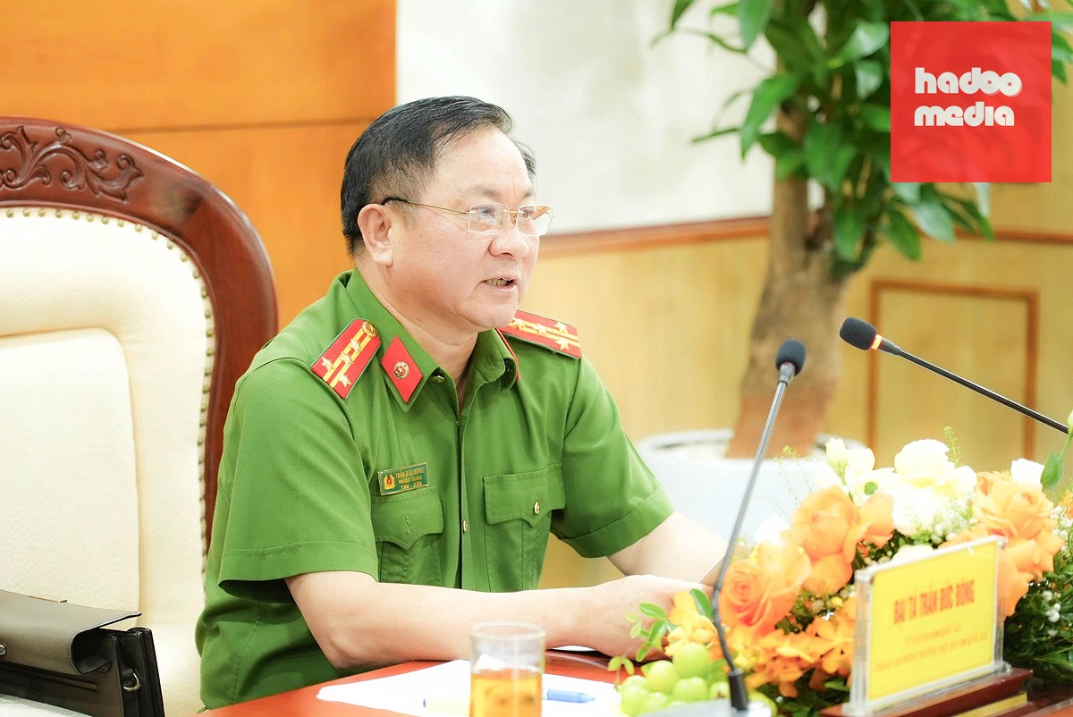 Đại tá Trần Đức Đông - Chánh Văn phòng Thường trực Ban Chỉ đạo 389 quốc gia phát biểu - Ảnh: CTV