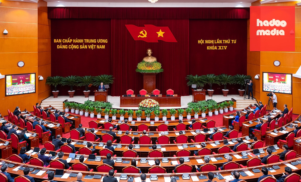 Quang cảnh Hội nghị Trung ương 4 - Ảnh: GIA HÂN