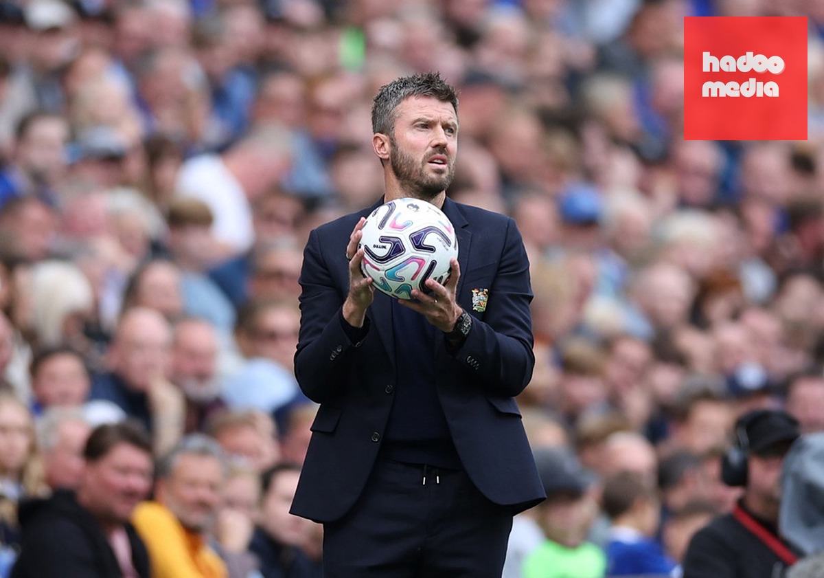 Carrick phải nhanh chóng vực dậy Man Utd. Ảnh: EPA.