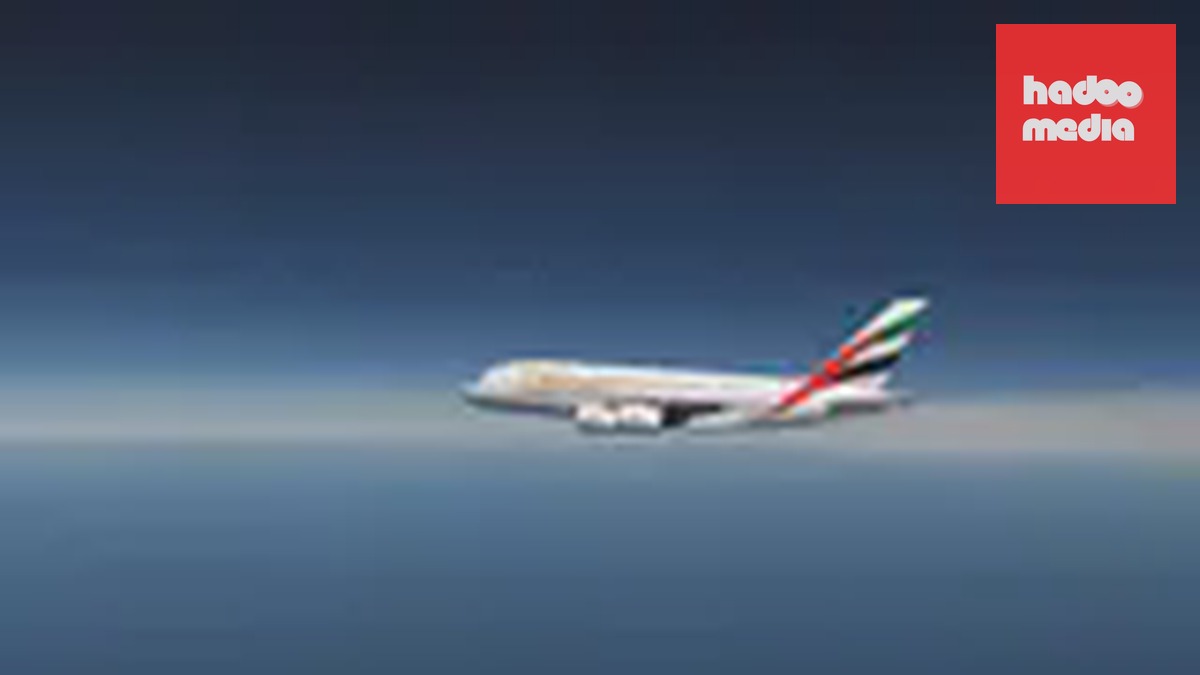 Máy bay Airbus A380 lớn nhất thế giới trở lại Praha với khoang hạng phổ thông cao cấp