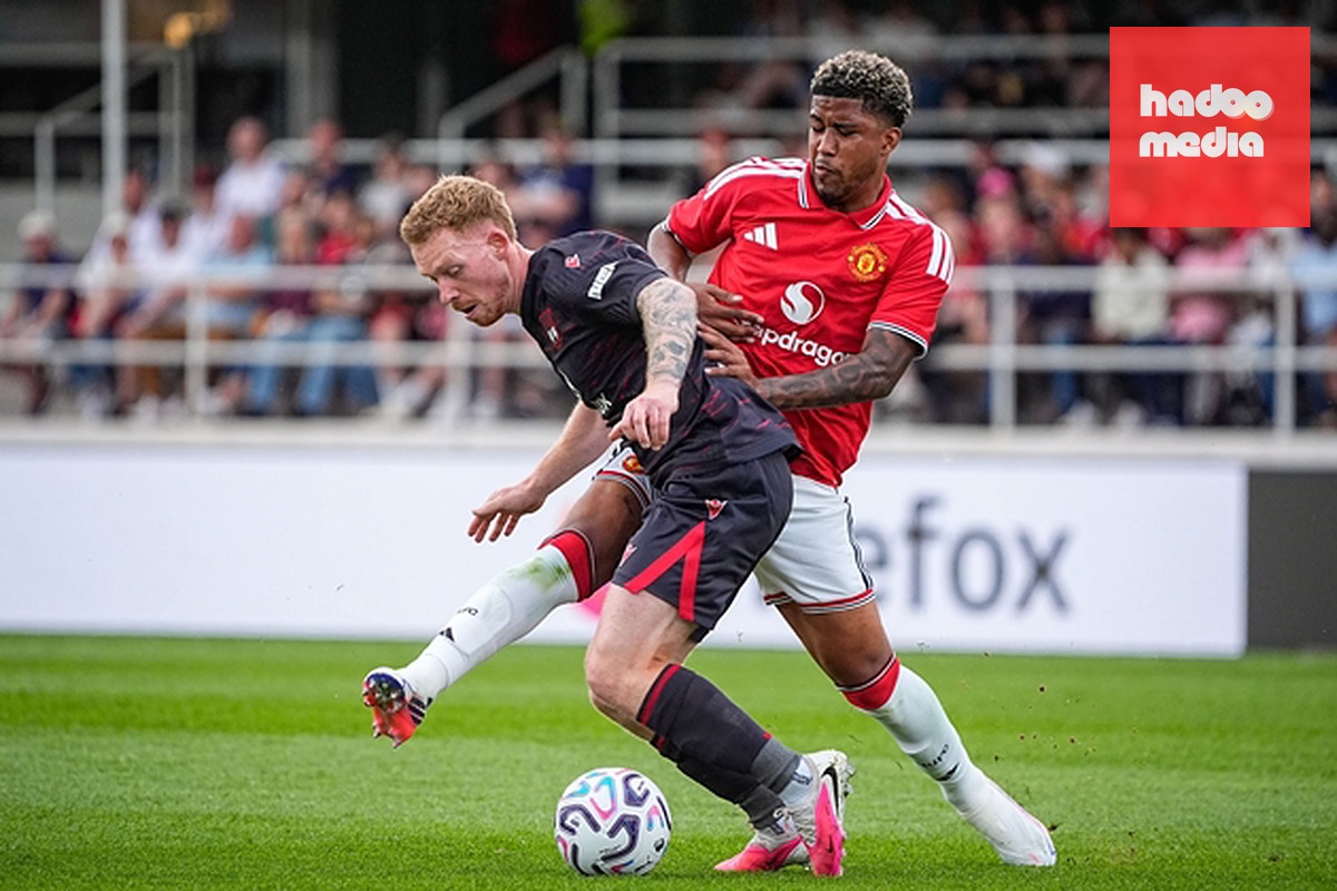 Andrey Santos đang có quá ít đất diễn tại Man United. Ảnh: EPA