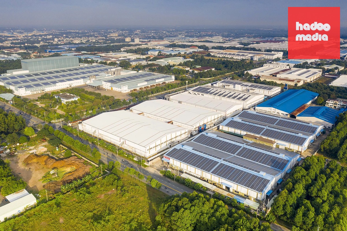 Đoàn đại biểu và các nhà đầu tư quốc tế tham dự Diễn đàn Kinh tế Thụy Sĩ - Việt Nam sẽ trực tiếp đến thị sát một số khu công nghiệp và địa điểm kinh tế trọng điểm tại Việt Nam - Ảnh: QUANG ĐỊNH