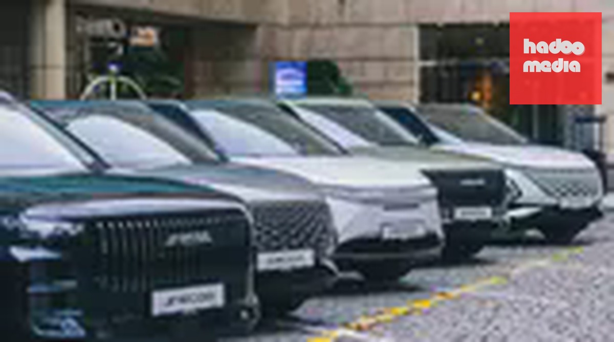 Giá xăng tăng cao thúc đẩy người Mỹ chuyển sang xe hybrid