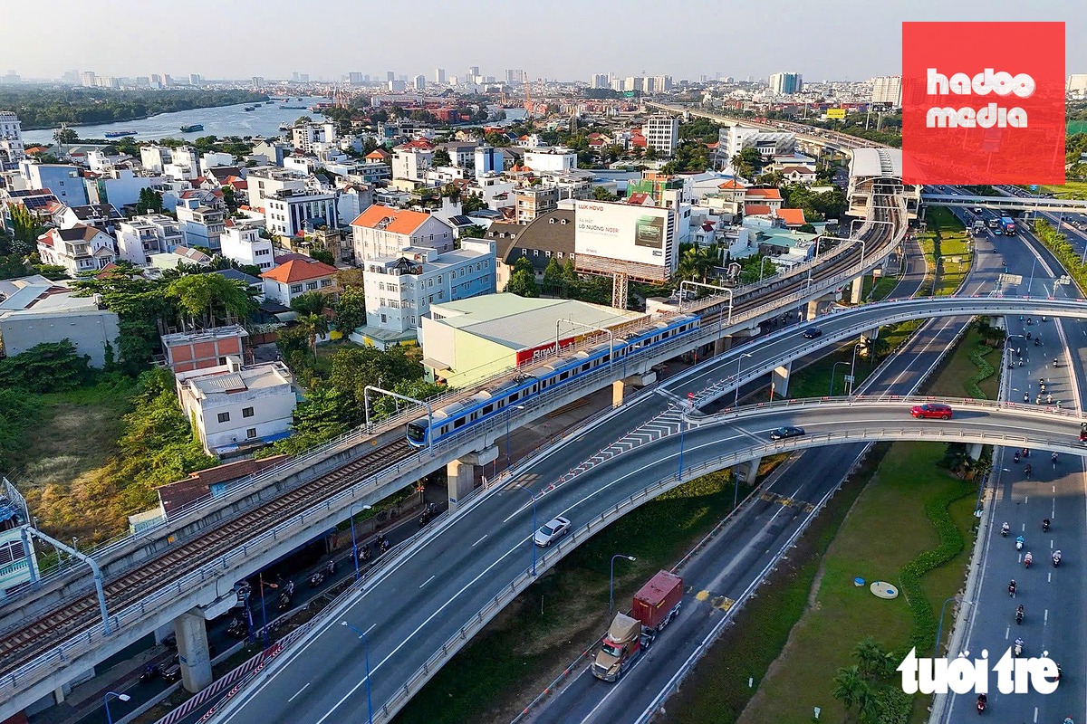 Công ty TNHH MTV Đường sắt đô thị số 1 là một trong 11 doanh nghiệp nhà nước tại TP.HCM giữ nguyên tỉ lệ sở hữu vốn nhà nước - Ảnh: QUANG ĐỊNH