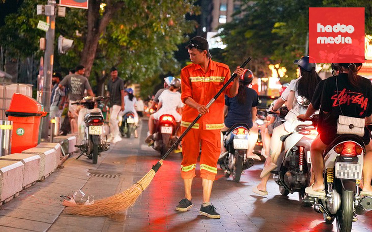 Hơn nửa thế kỷ năm mang sứ mệnh làm sạch, đẹp môi trường thành phố - Ảnh 2.