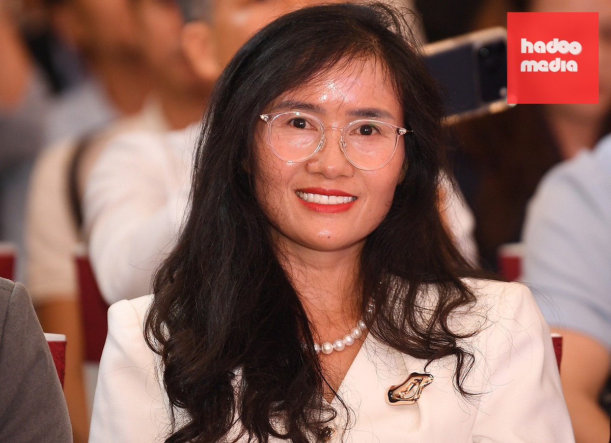 Bà Hồ Thị Nga, Phó tổng giám đốc Công ty cổ phần Công nghiệp Weldcom tại hội nghị, ngày 16/10. Ảnh: Hồng Minh