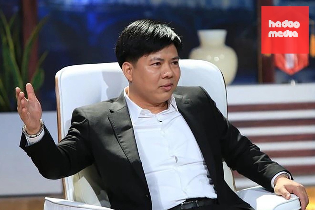 Shark Thủy bị truy tố hai tội lừa đảo chiếm đoạt tài sản và đưa hối lộ - Ảnh: Egroup