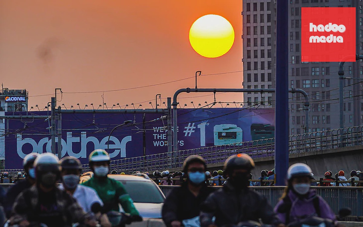 Metro số 1 TP.HCM dừng gần 1 giờ do cúp điện  - Ảnh 2.