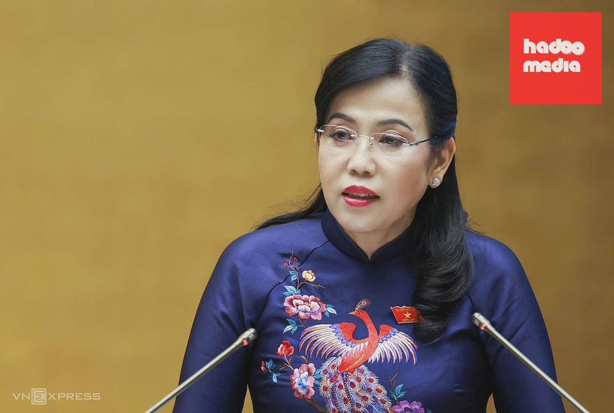 Chủ nhiệm Ủy ban Khoa học, Công nghệ và Môi trường Nguyễn Thanh Hải báo cáo thẩm tra dự án luật sáng 17/10. Ảnh: Hoàng Phong