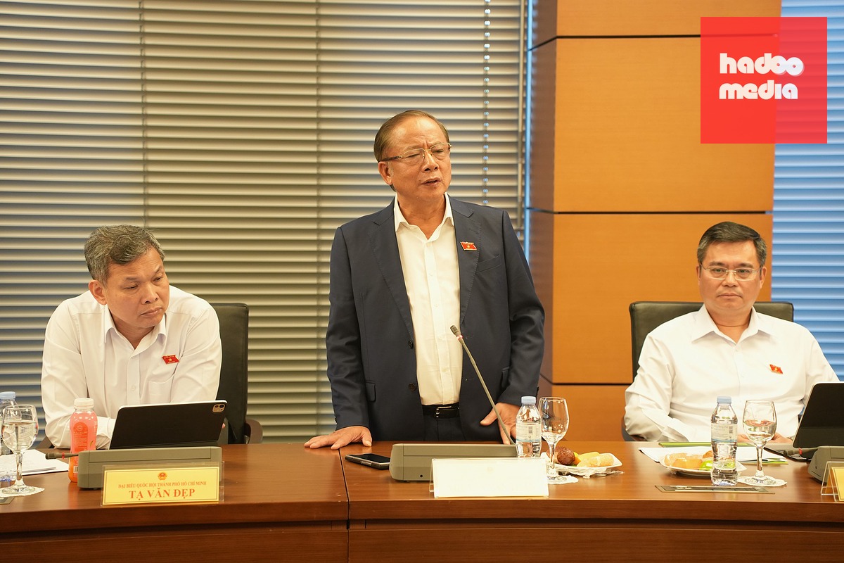 Đại biểu Nguyễn Văn Thân - Ảnh: TIẾN LONG