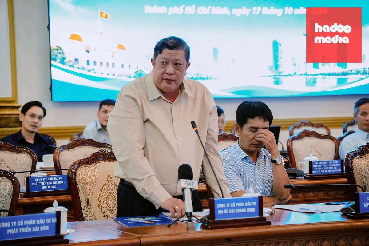 Đại diện Công ty cổ phần đầu tư địa ốc Đại Quang Minh phát biểu tại buổi làm việc - Ảnh: KỲ PHONG