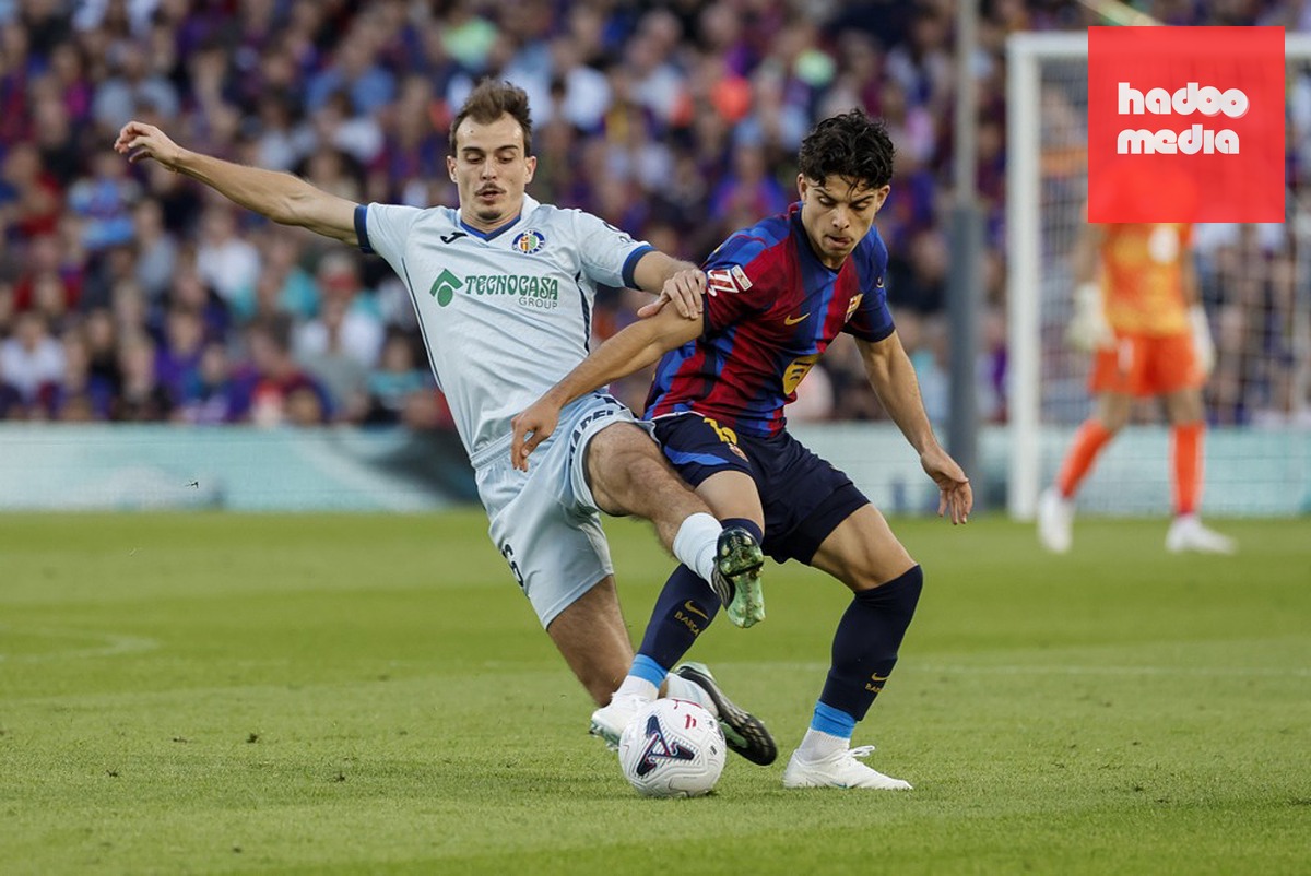 Xavi Espart là tài năng sáng giá mà Barca đang sở hữu. Ảnh: EPA.
