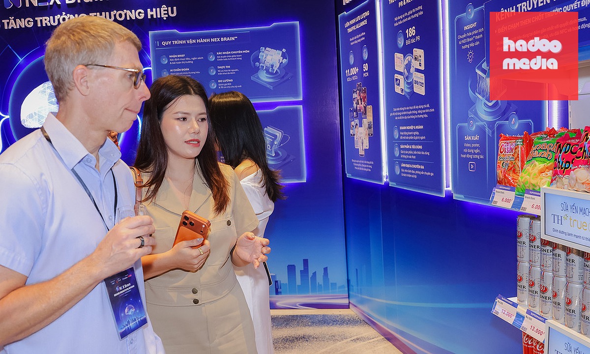 Khách mời doanh nghiệp tìm hiểu giải pháp dùng AI phát triển thương hiệu ở TP HCM. Ảnh: NEX Brain