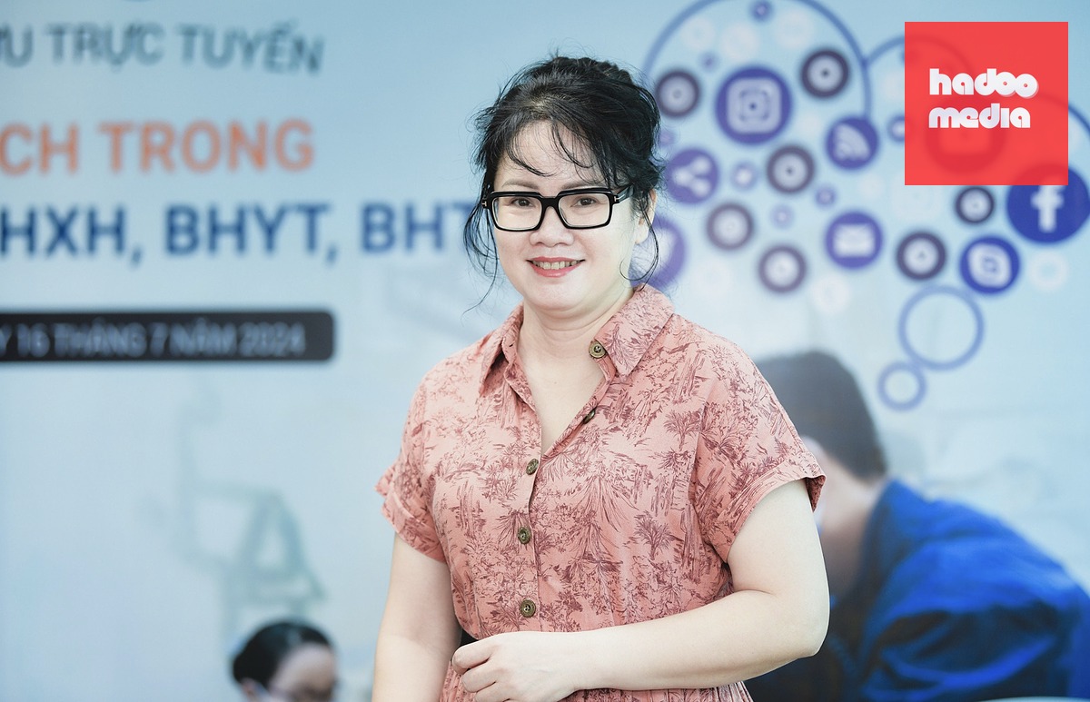 Bà Dương Thị Minh Châu - Trưởng phòng tuyên truyền và hỗ trợ người tham gia Bảo hiểm xã hội TP Hà Nội - Ảnh: NAM TRẦN