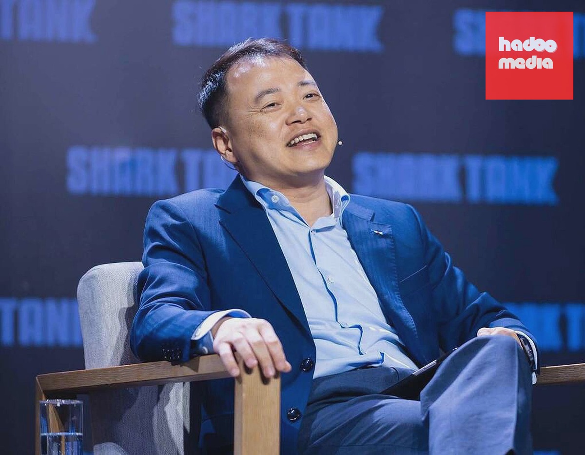 CEO Nguyễn Hòa Bình, được biết đến với tên Shark Bình, do tham gia một chương trình đầu tư, gọi vốn trên truyền hình. Ảnh: Shark Tank