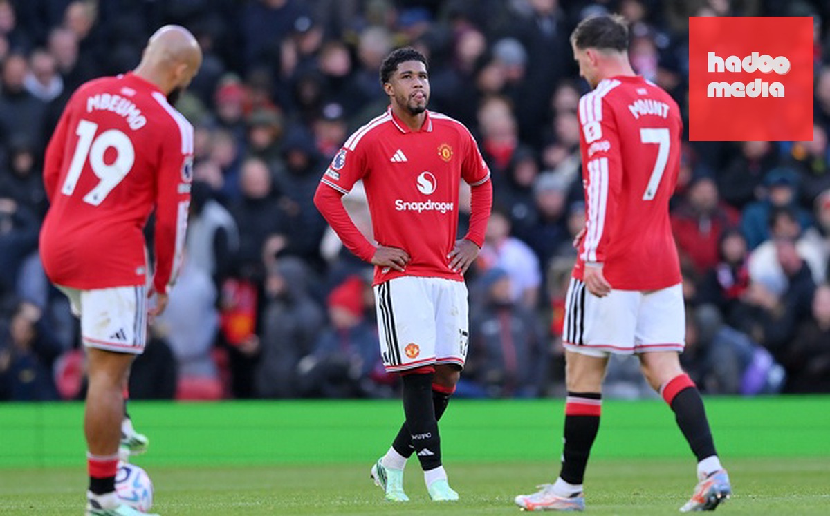 Man Utd sa sút không phanh. Ảnh: EPA.