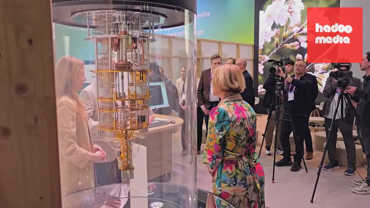ARCHIVNÍ VIDEO: Kvantový počítač od společnosti Fujitsu na veletrhu MWC 2026Video: Miloslav Fišer, Novinky