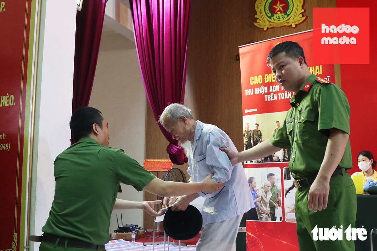 Em trai 85 tuổi mang ảnh anh liệt sĩ đi lấy mẫu ADN, đau đáu 'được đón anh về quê' - Ảnh 5.