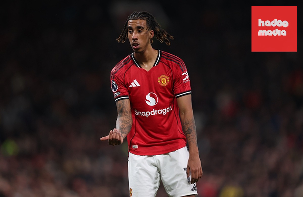 Leny Yoro được AC Milan quan tâm. Ảnh: EPA/ADAM VAUGHAN
