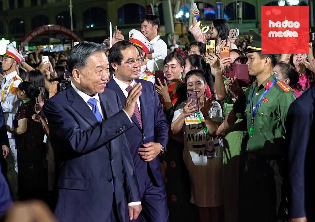 Tổng Bí thư, Chủ tịch nước Tô Lâm về thăm Thái Nguyên trong sự chào đón của người dân - Ảnh: NGUYỄN HIỀN