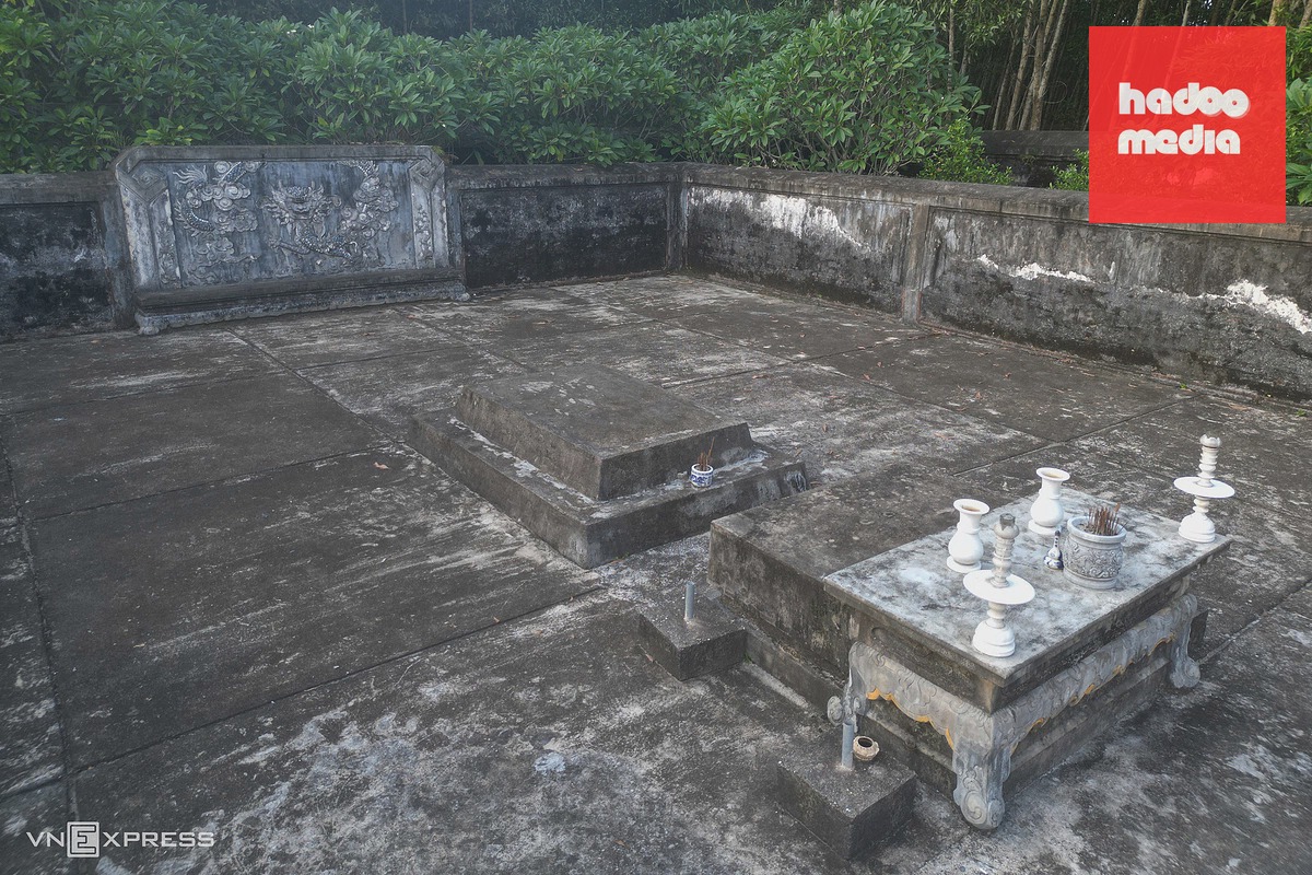 Nơi An Nghỉ Khiêm Tốn Của Chúa Nguyễn Phúc Chu Và Ý Nghĩa Lịch Sử