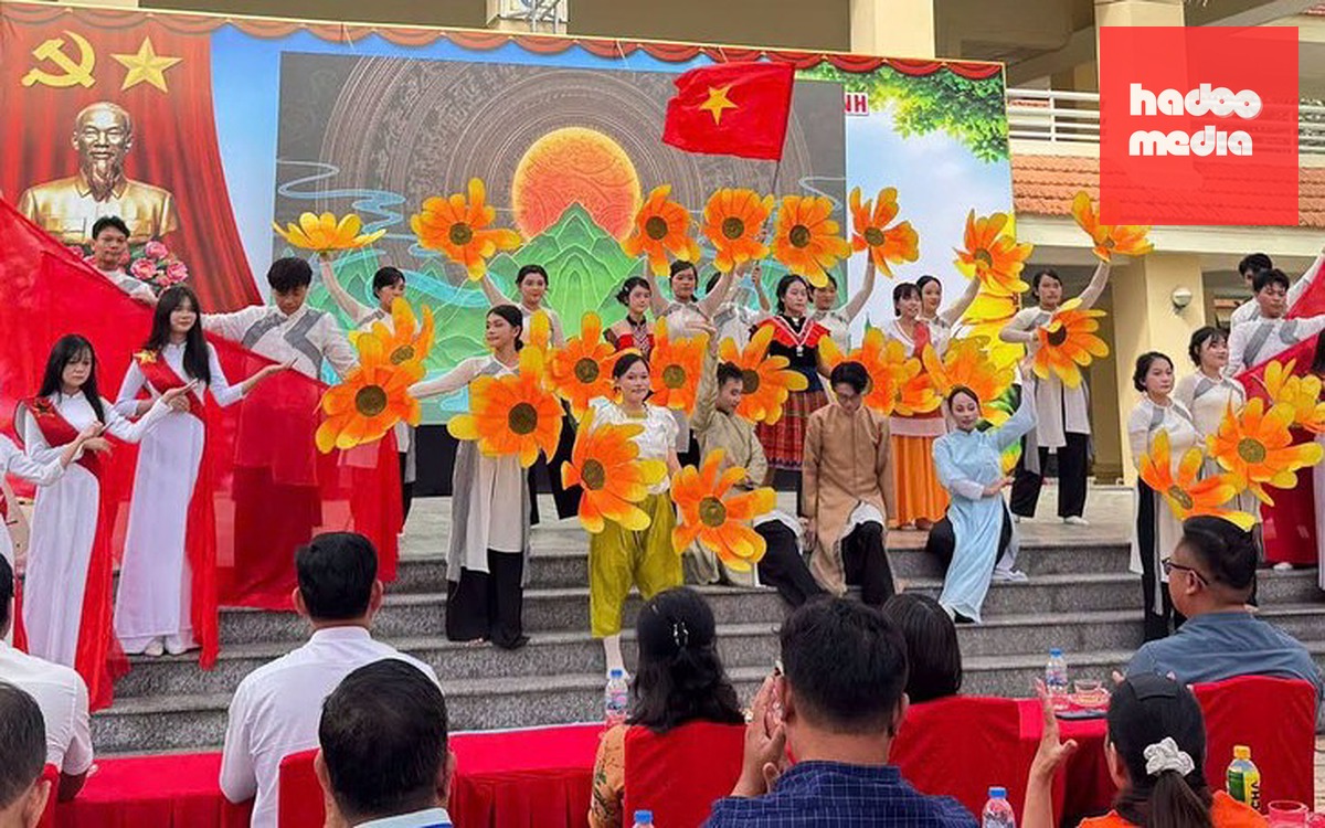 Xã Thái Mỹ ra mắt mô hình mô hình học sinh phổ cập kỹ năng số cho phụ huynh - Ảnh 2.